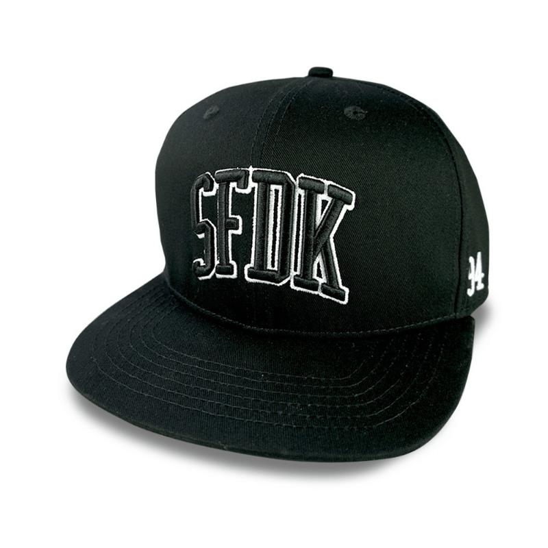 GORRA NEGRA VISERA PLANA PLAYER 1UD SFDK